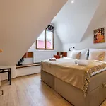 Апартаменты Stylish Loft In Centre By Easybnb Premium *