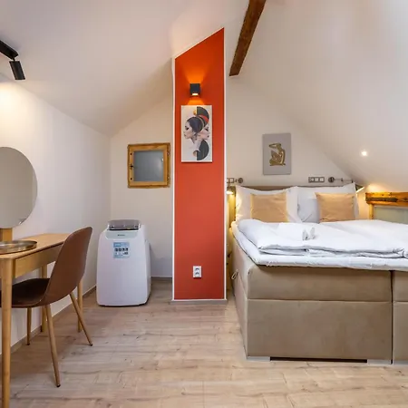 Classy Loft In The Center Of Daire *