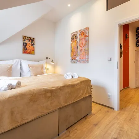 Classy Loft In The Center Of * Prag